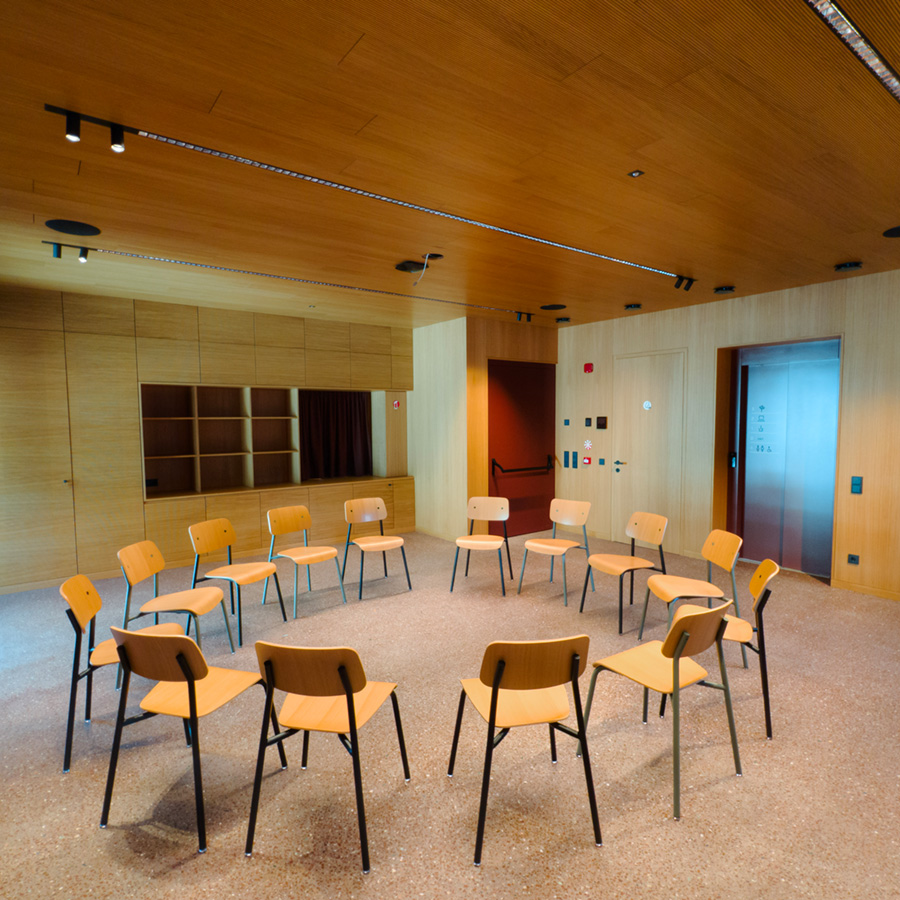 Multimediaraum - Sala multimediale: 25 m² / max. 55 P